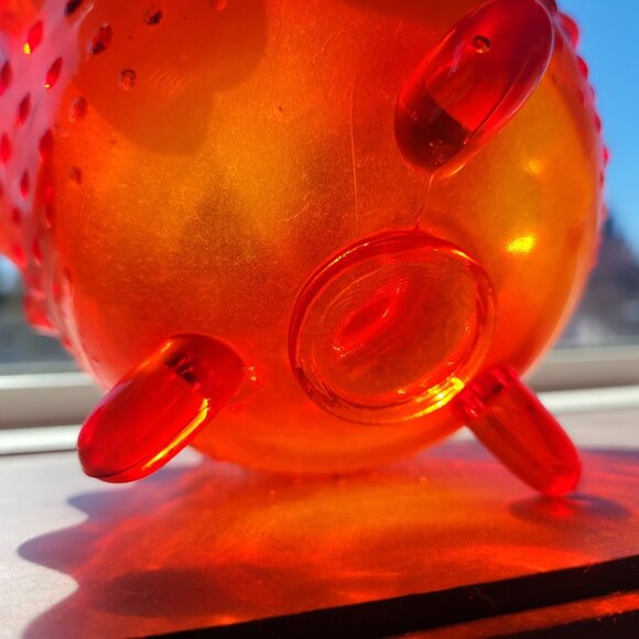 Vintage Fenton Red Glass Hobnail Footed Bowl With Ruffled Edge - Picture 4 of 6